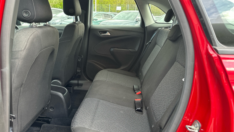 Vauxhall Crossland 1.2 Design 5dr Petrol Hatchback